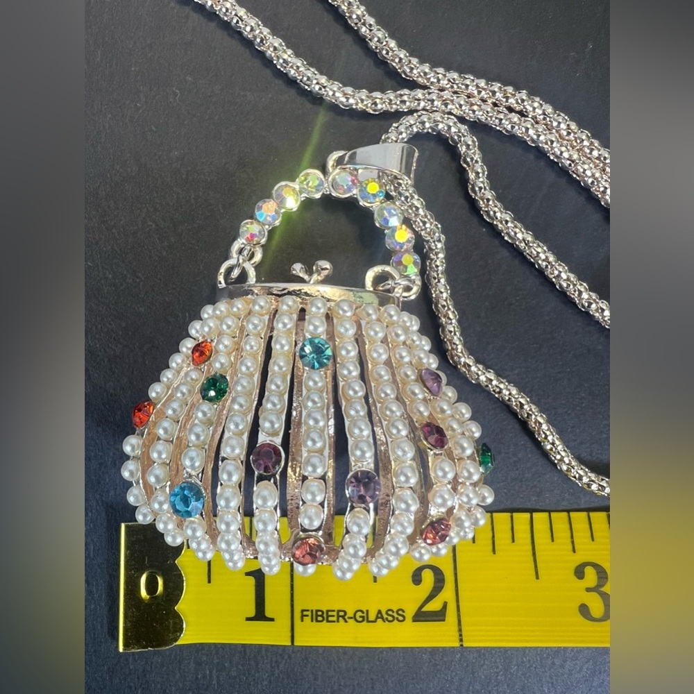 New Faux Pearl & Multicolor Rhinestone Evening Bag Necklace in Rose Gold - Picture 10 of 11